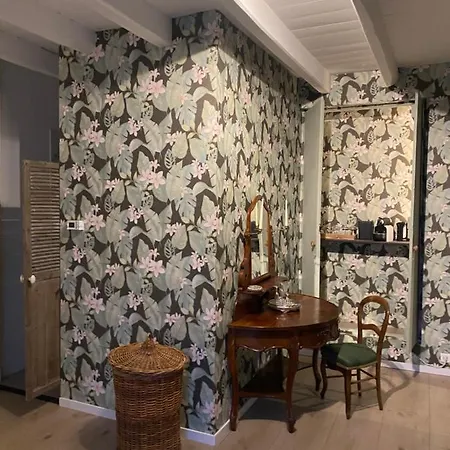 La Tuilerie Panzió 3*